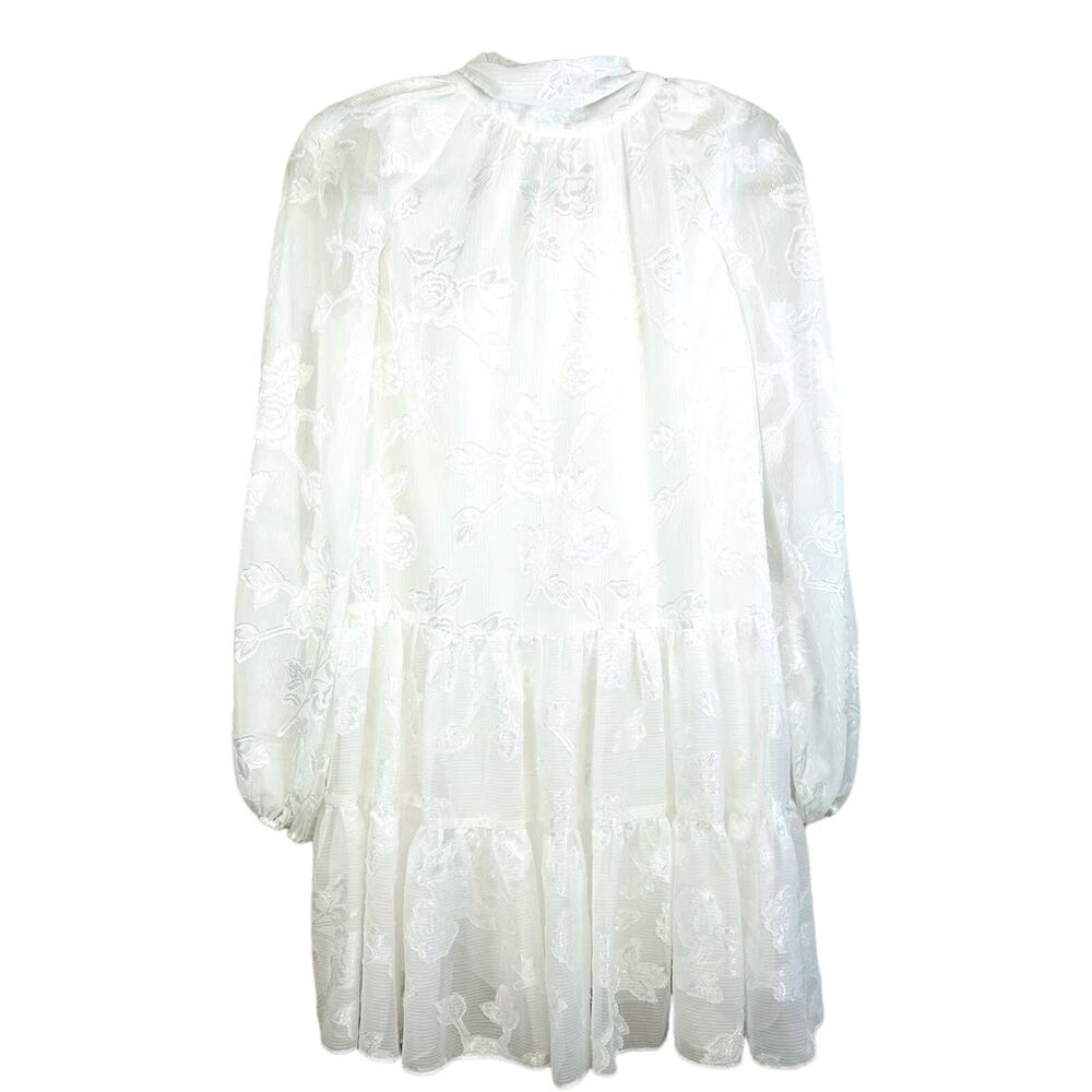 Belle Badgley Mischka White tie Dress